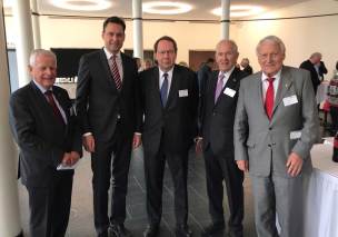 Justizminister Georg Eisenreich mit dem Präsidenten der RAK, Michael Then, und weiteren Vertretern der RAK Justizminister Georg Eisenreich mit dem Präsidenten der RAK, Michael Then, und weiteren Vertretern der RAK