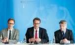 v.l.: Holger Münch, Präsident des Bundeskriminalamtes, Dr. Günter Krings, Parlamentarischer Staatssekretär beim Bundesminister des Inneren, Bayerns Justizminister Bausback v.l.: Holger Münch, Präsident des Bundeskriminalamtes, Dr. Günter Krings, Parlamentarischer Staatssekretär beim Bundesminister des Inneren, Bayerns Justizminister Bausback