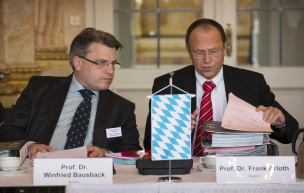 v.l.: Bayerns Justizminister Prof. Dr. Winfried Bausback, Amtschef Prof. Dr. Frank Arloth © Justizministerium Baden-Württemberg v.l.: Bayerns Justizminister Prof. Dr. Winfried Bausback, Amtschef Prof. Dr. Frank Arloth © Justizministerium Baden-Württemberg