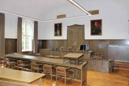 Der Schwurgerichtssaal im Justizpalast in Bayreuth Der Schwurgerichtssaal im Justizpalast in Bayreuth
