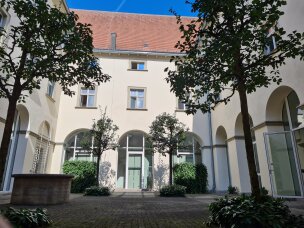 Innenhof des Amtsgerichts Innenhof des Amtsgerichts
