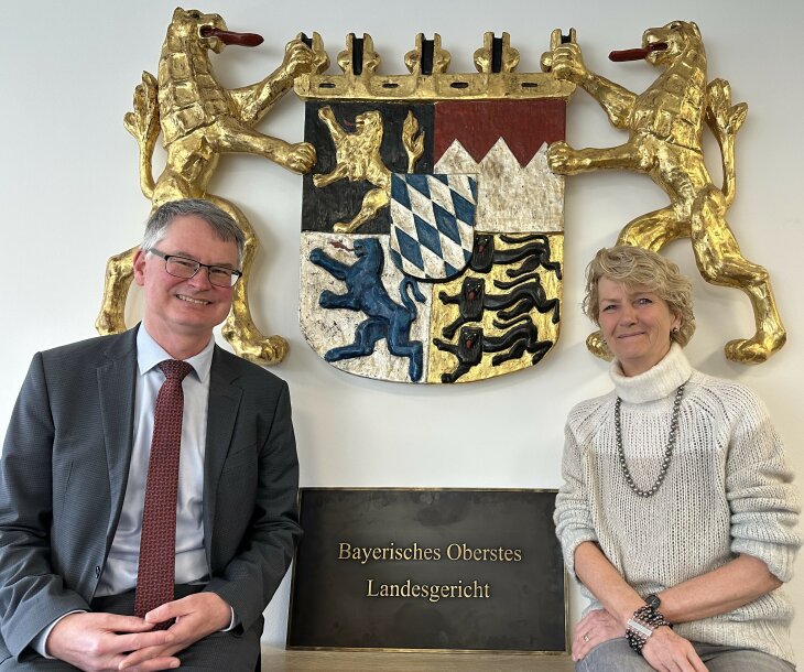 Präsidentin Fr. Dr. Schmidt und Vizepräsident Hr. Dr. Heinrichsmeier Präsidentin Fr. Dr. Schmidt und Vizepräsident Hr. Dr. Heinrichsmeier