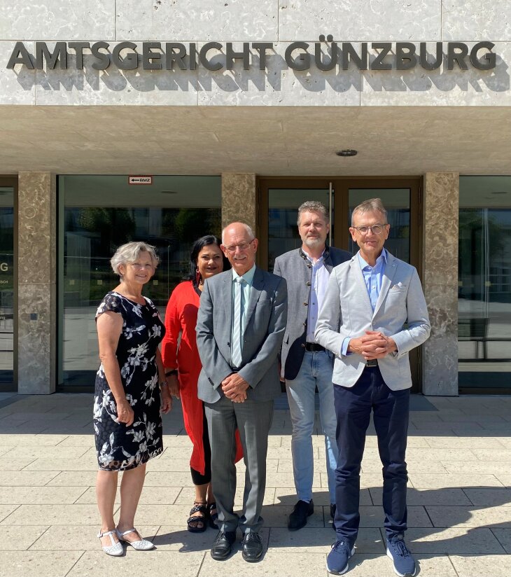 Amtsgerichtsdirektor Henle 40. Dienstjubiläum Amtsgerichtsdirektor Henle 40. Dienstjubiläum