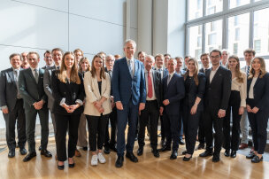 027 Bild 01 Gruppenbild